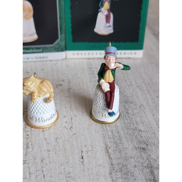 Hallmark Alice wonderland Cheshire Cat Mad Hatter miniature thimble ornament Xma - Picture 2 of 6